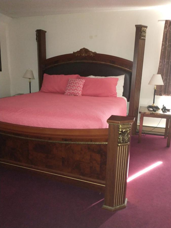 Sauk River Inn & Suites, A Travelodge By Wyndham Sauk Centre Екстериор снимка