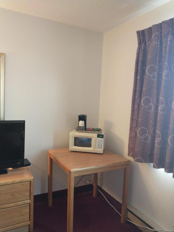 Sauk River Inn & Suites, A Travelodge By Wyndham Sauk Centre Екстериор снимка