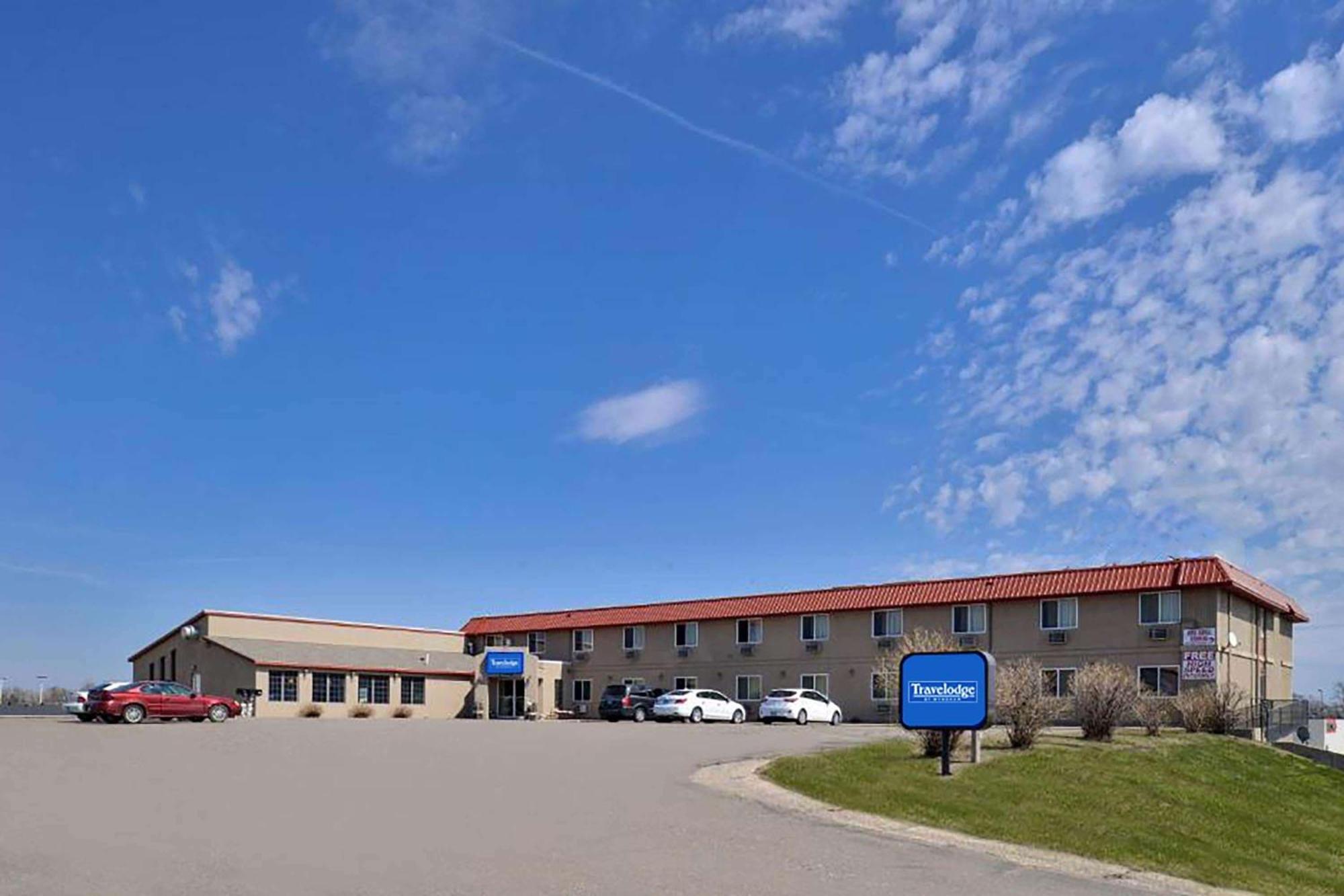 Sauk River Inn & Suites, A Travelodge By Wyndham Sauk Centre Екстериор снимка