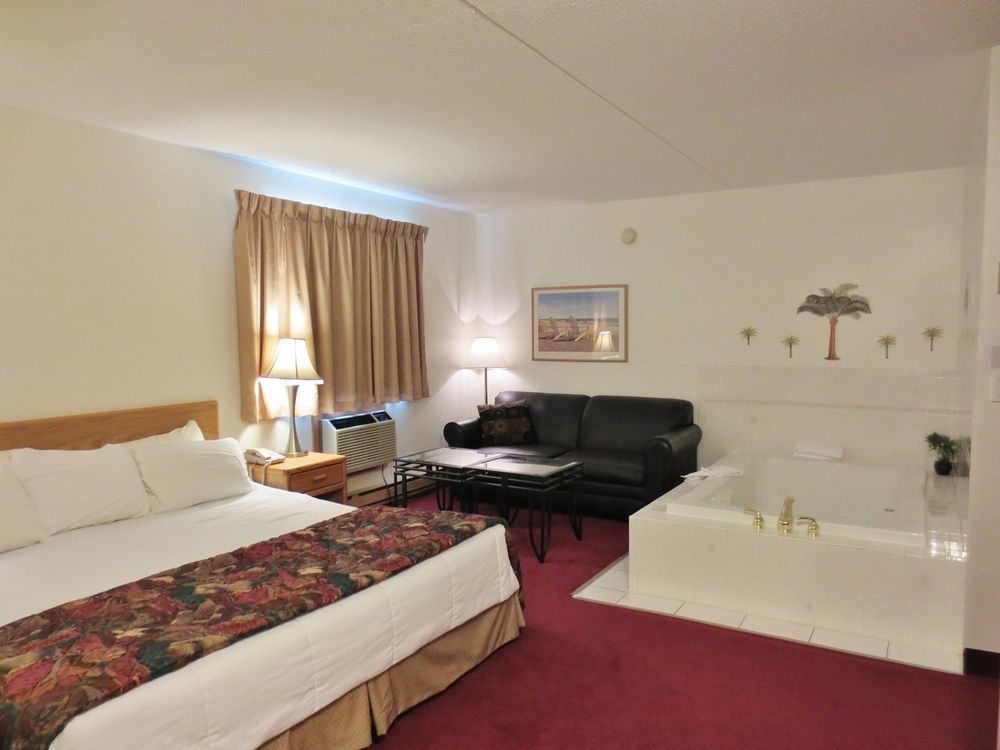 Sauk River Inn & Suites, A Travelodge By Wyndham Sauk Centre Екстериор снимка