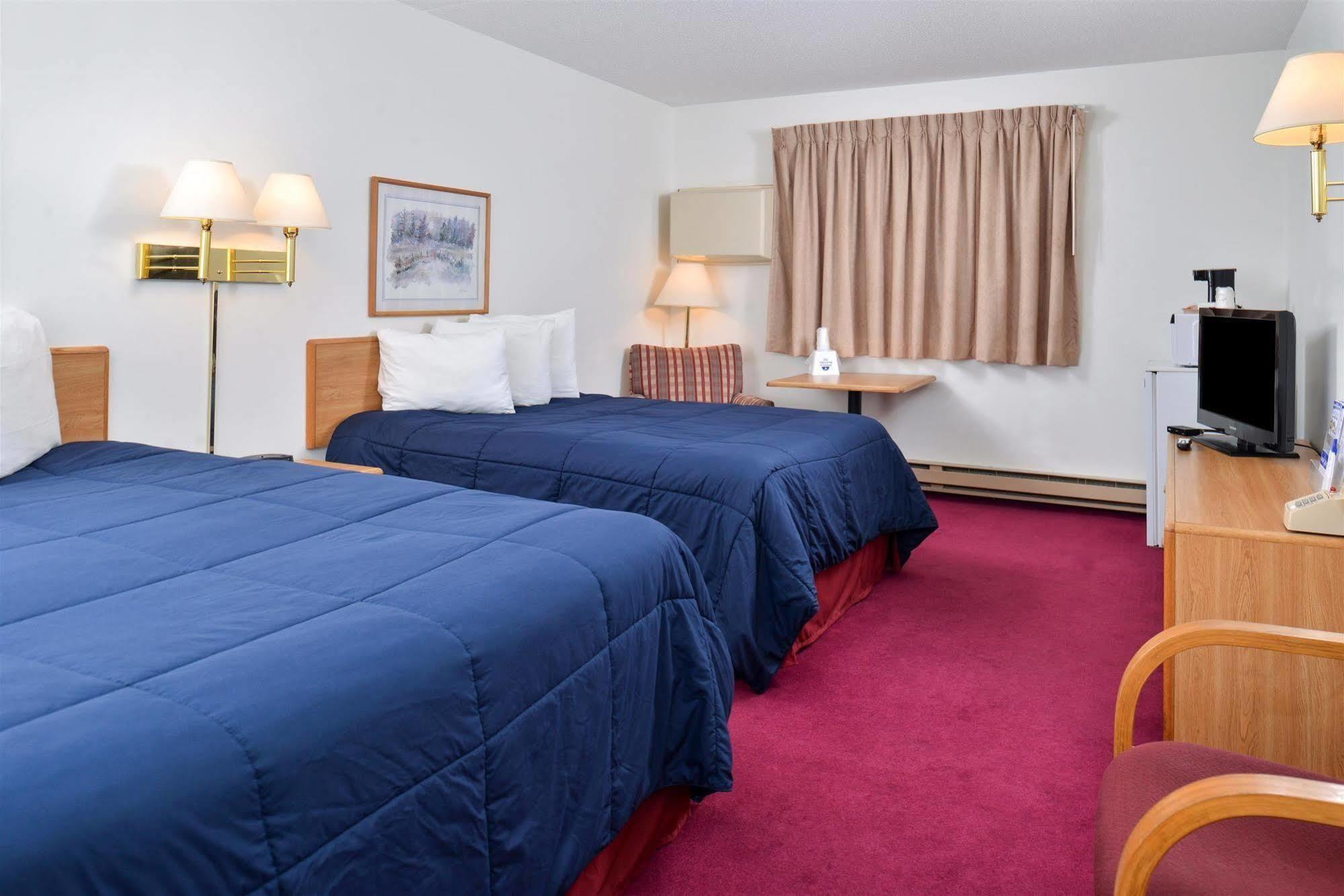 Sauk River Inn & Suites, A Travelodge By Wyndham Sauk Centre Екстериор снимка