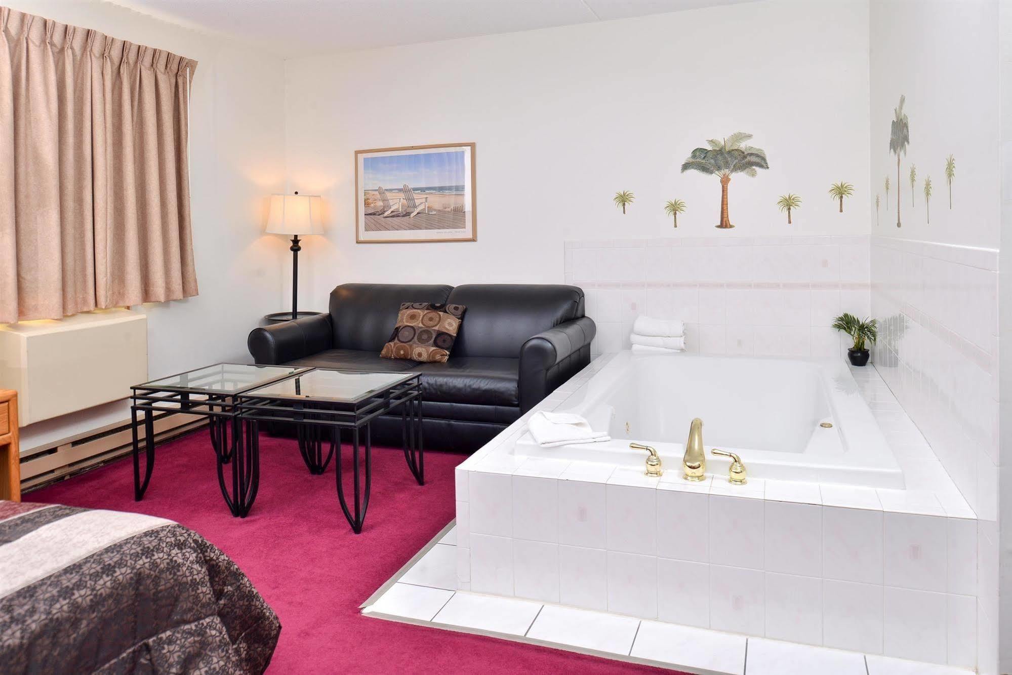 Sauk River Inn & Suites, A Travelodge By Wyndham Sauk Centre Екстериор снимка