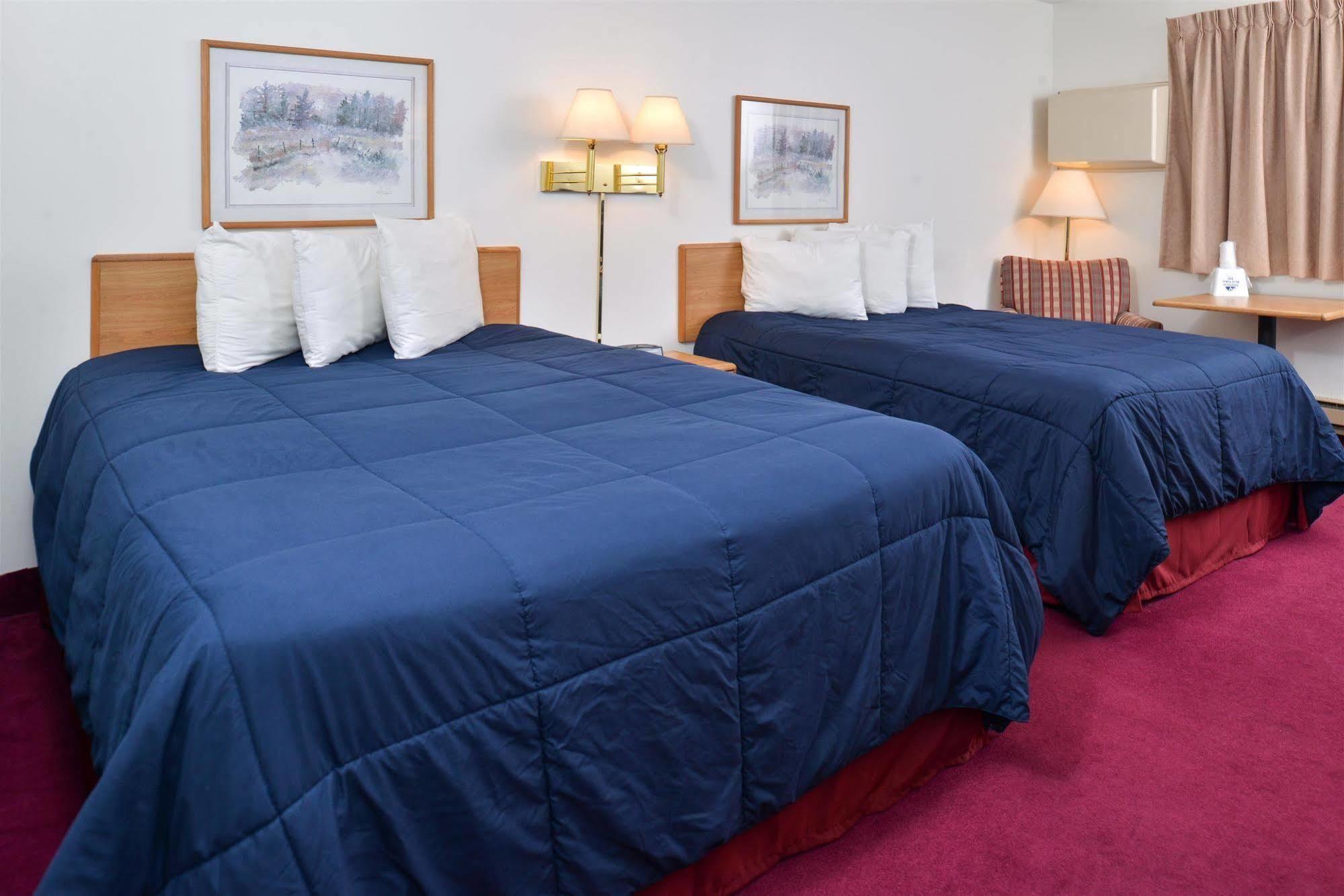 Sauk River Inn & Suites, A Travelodge By Wyndham Sauk Centre Екстериор снимка